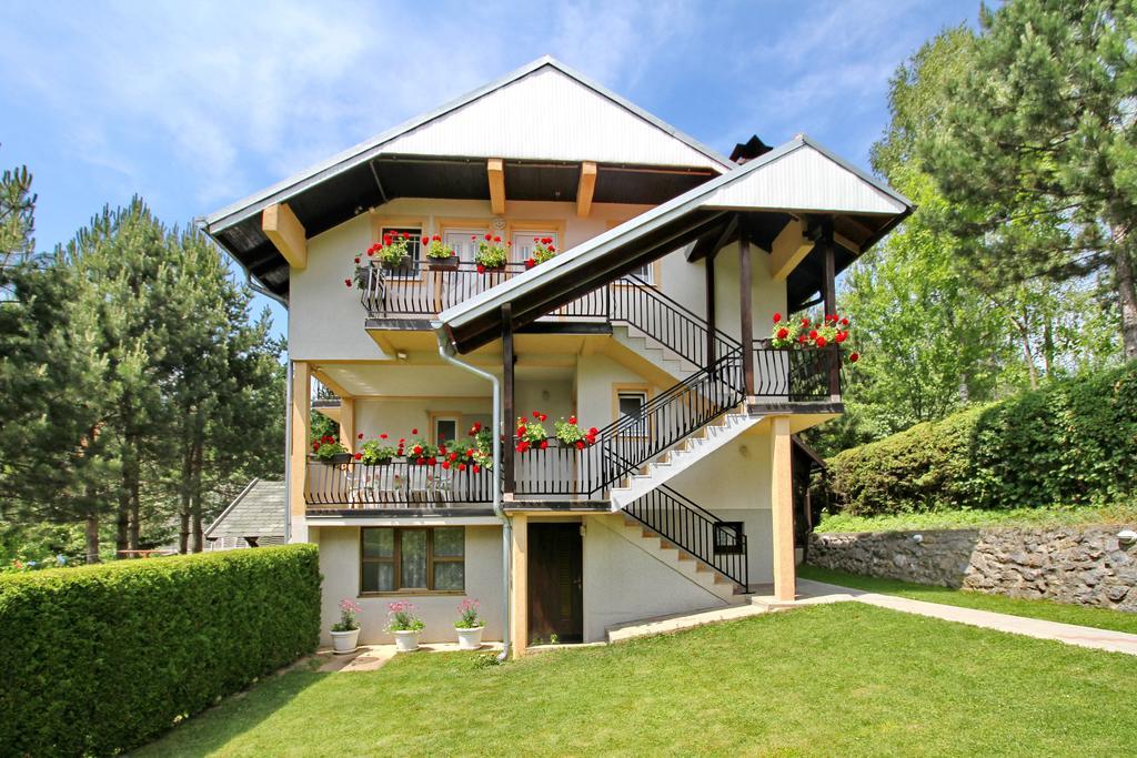 Apartments Junior Zlatibor Eksteriør billede